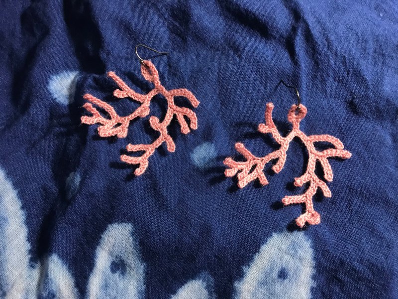耳環/耳夾 Coral Earrings crochet - 耳環/耳夾/耳骨夾 - 貴金屬 粉紅色