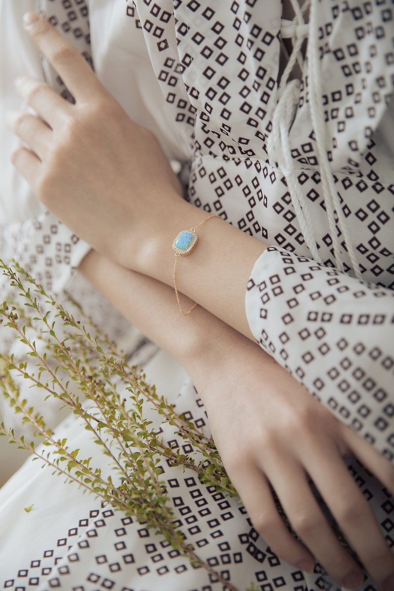 Opal bracelet - Bracelets - Gemstone Transparent