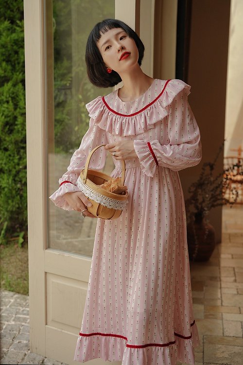 然而 RANER 玫瑰粉色 法式少女甜美翻領洋裝 宮廷風連身裙 含棉質裡佈防透光
