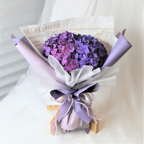 Flower Plus + 純紫繡球花束