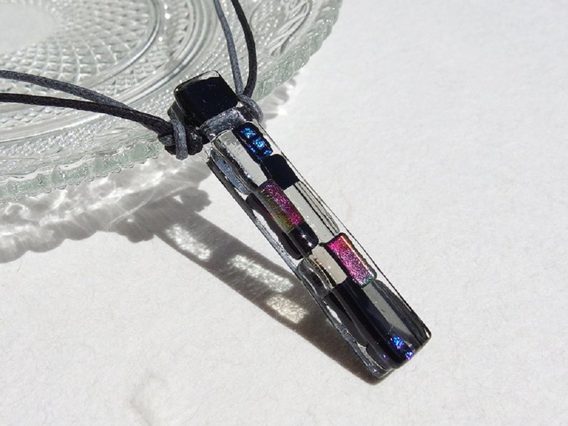 和風ガラス(はいから【闇】)ネックレス【アロマペンダントに変更可】【受注制作】 - 項鍊 - 玻璃 黑色