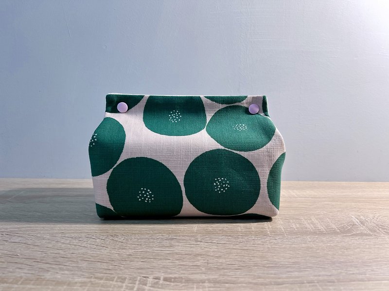 [Ready stock] Japan imported fabric polka dot toilet paper cover in green and black 2 colors - Tissue Boxes - Cotton & Hemp 