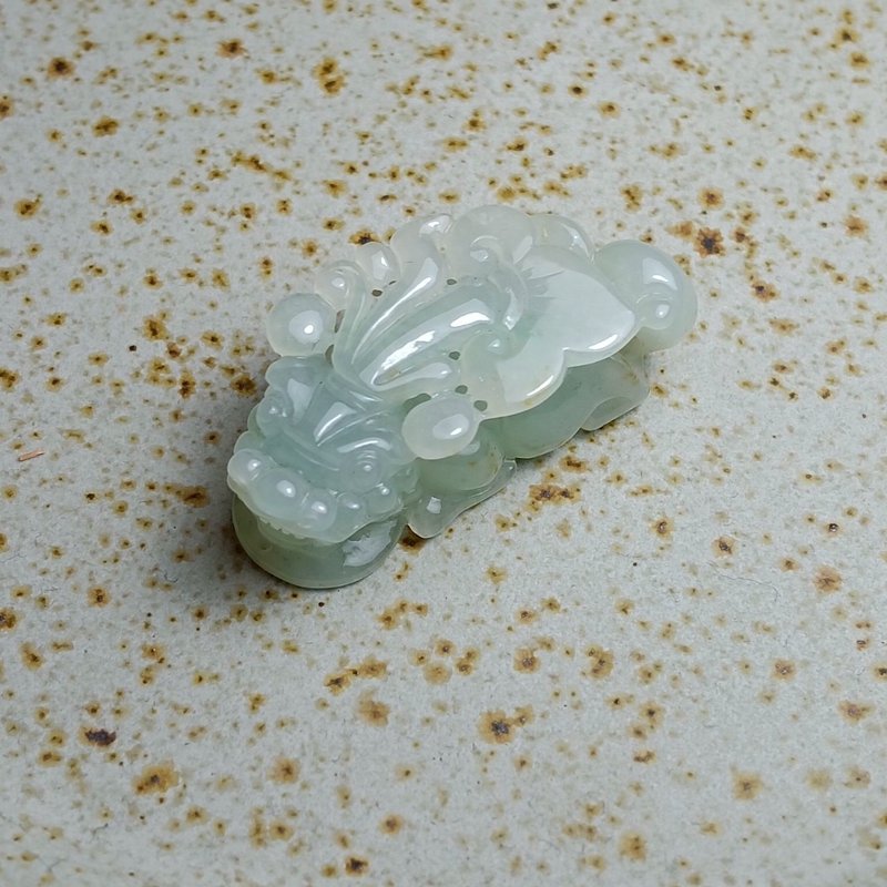 J0219天然翡翠A貨 . 冰糯蜂蜜晴水貔貅.招財.擺件. - 擺飾/家飾品 - 玉石 