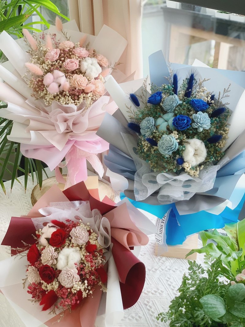 畢業花束/永生玫瑰 香氛花束/附贈1ml香氛瓶/3色 - 乾燥花/永生花 - 植物．花 藍色
