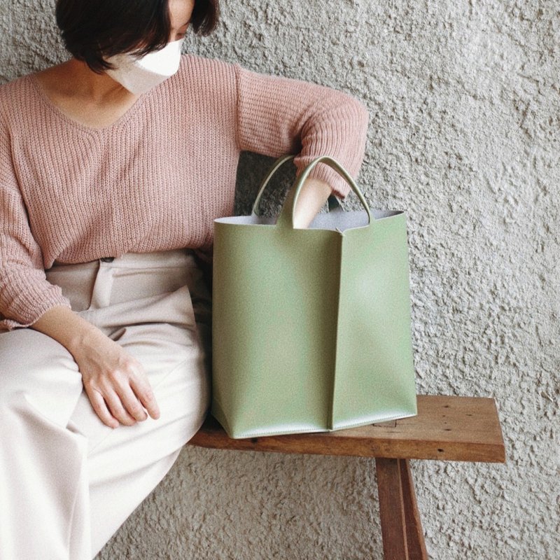 Signature tote II by WHITEOAKFACTORY - Pistachio green - 手提包/手提袋 - 人造皮革 綠色