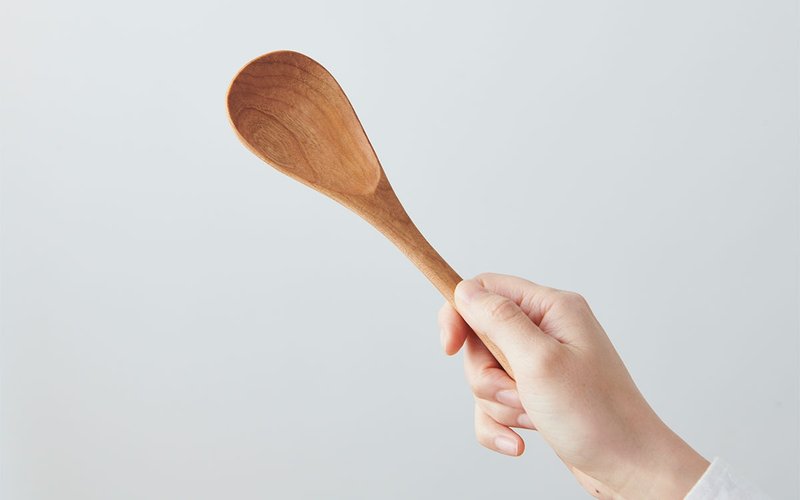 Cherry server spoon oil and beeswax finish - ช้อนส้อม - ไม้ สีนำ้ตาล