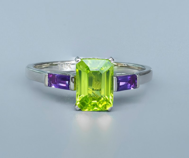 14k gold ring with peridot and amethyst. - 戒指 - 貴金屬 金色