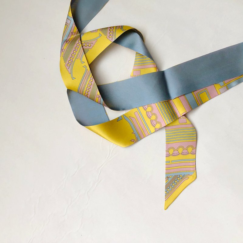 Yellow art scarf, Ming Dynasty ancient architecture - Scarves - Silk Yellow