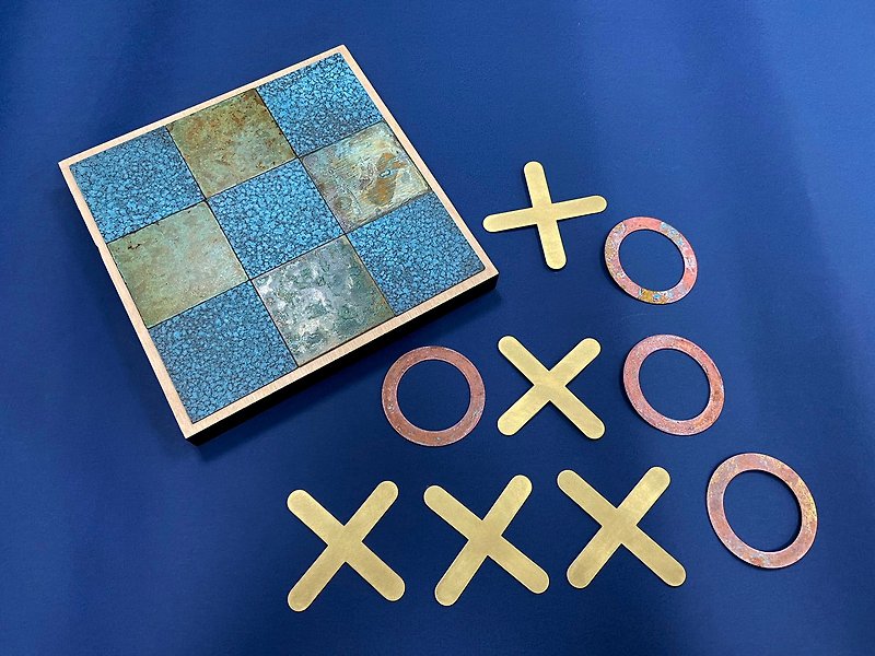 OOXX_Circle Circle Fork_Tic Tac Toe Bronze Dyeing Board Game - Items for Display - Copper & Brass Multicolor