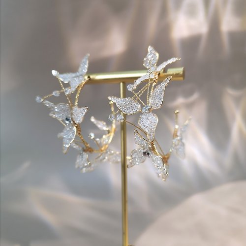 Hitoku 夜遊伯利恆 | 耳夾耳鈎 | 手作婚禮樹脂水晶花飾品