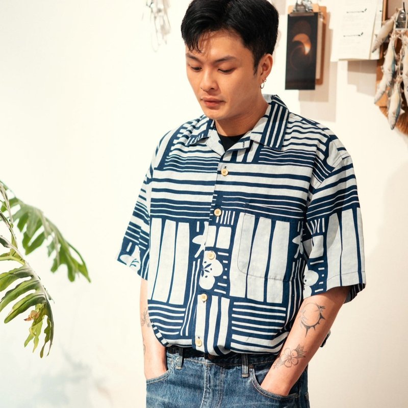 GOC Studio - Indigo Dyed Pattern Shirt - Discharged Blossom In The City - เสื้อเชิ้ตผู้ชาย - ผ้าฝ้าย/ผ้าลินิน สีน้ำเงิน