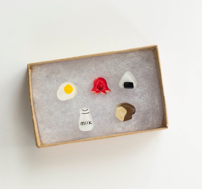 早餐耳釘組 麵包 香腸 牛奶 雞蛋 飯糰 - 耳環/耳夾 - 塑膠 多色