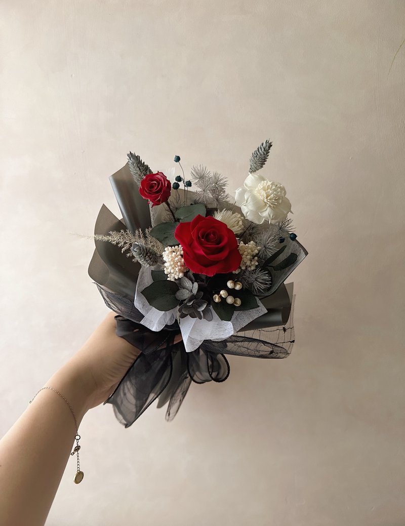 Classic Spontaneous Everlasting Bouquet Valentine's Day Bouquet - Dried Flowers & Bouquets - Plants & Flowers Red