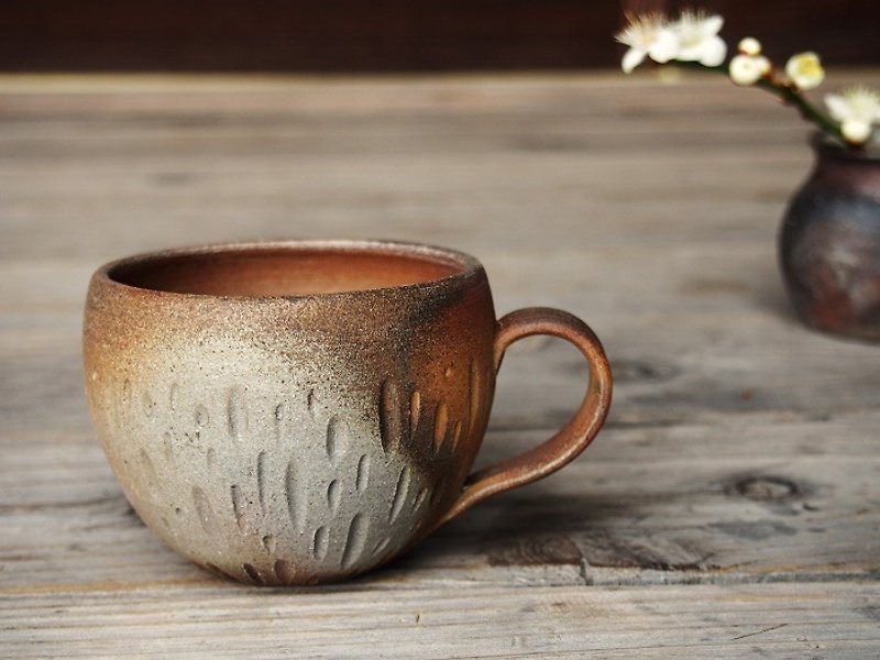 Bizen coffee cup (round) _c4-037 - Mugs - Pottery Brown