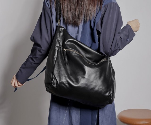 Minimalist leather hot sale crossbody bag