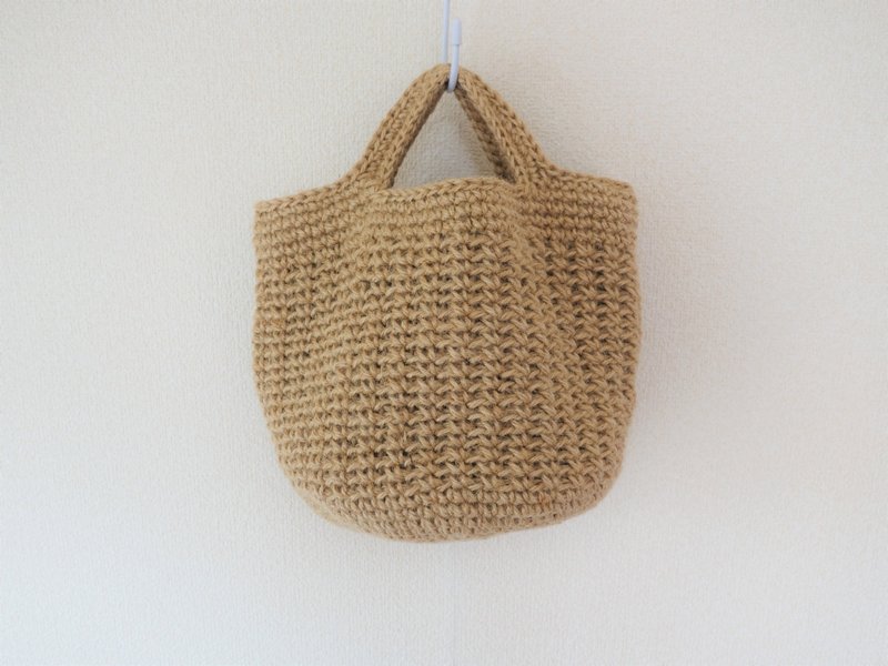 Round bottom tote bag(big),jute string - 手提包/手提袋 - 棉．麻 