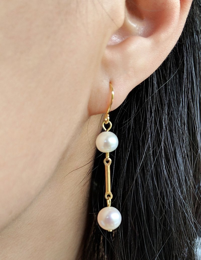 Double Pearl Earrings - ต่างหู - ไข่มุก ขาว
