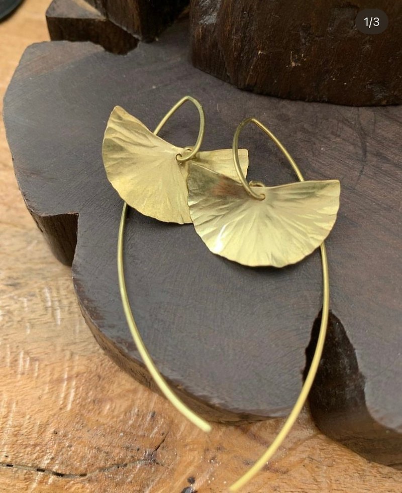 Ginko leaf earrings - Earrings & Clip-ons - Other Metals Gold
