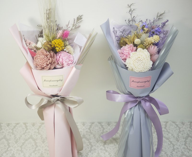 Flower Everyday Elegant Wind Dry Flower Bouquet (Medium)/Graduation Bouquet/Performance Gift - ตกแต่งต้นไม้ - พืช/ดอกไม้ สีม่วง
