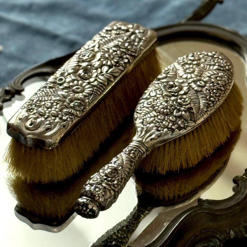 *50844-絕美Tiffany & Co. 純銀梳妝刷對組 - 彩妝刷具/鏡子/梳子 - 純銀 