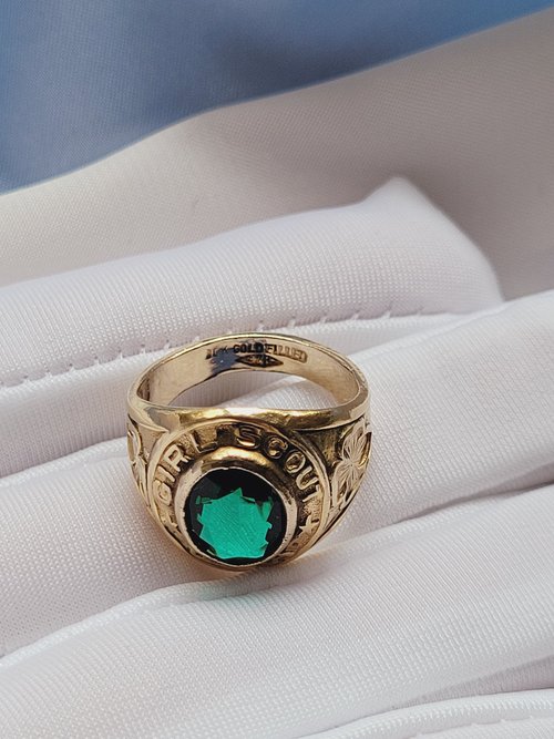 American Western antique jewelry green glass Gemstone American Girl  Scouts personalized gold ring retro jewelry