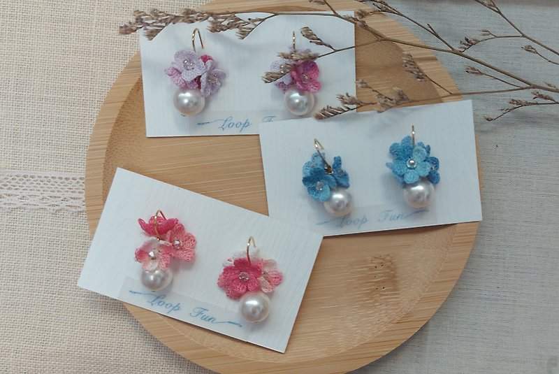 【Forgetful Flower Series】Flower and Pearl Crochet Lace Woven Ear Stitch Clip-On - Earrings & Clip-ons - Cotton & Hemp 