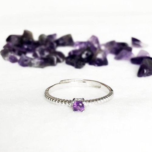 璃珠 RIJU |純銀珠寶|紫水晶 925純銀鑲嵌寶石圓形四爪經典麻花戒指