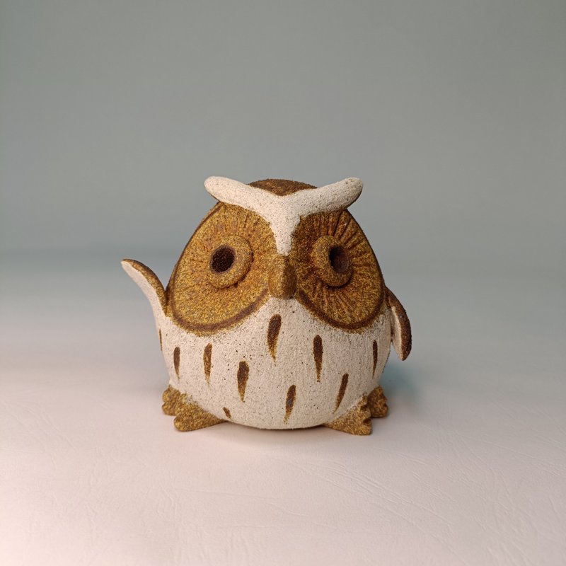迷你Q版貓頭鷹-黃嘴角鴞/陶藝品/原創設計 - 擺飾/家飾品 - 陶 