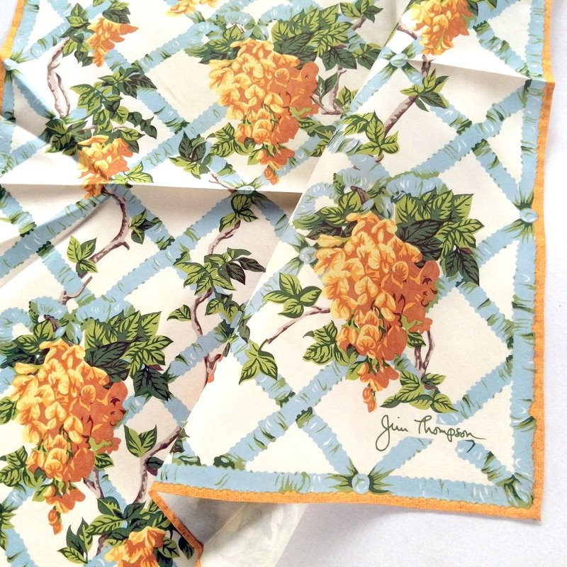 Jim Thompson Vintage Handkerchief Climbing Flowers on the Vines 16 x 15 inches - 手帕 - 絲．絹 橘色