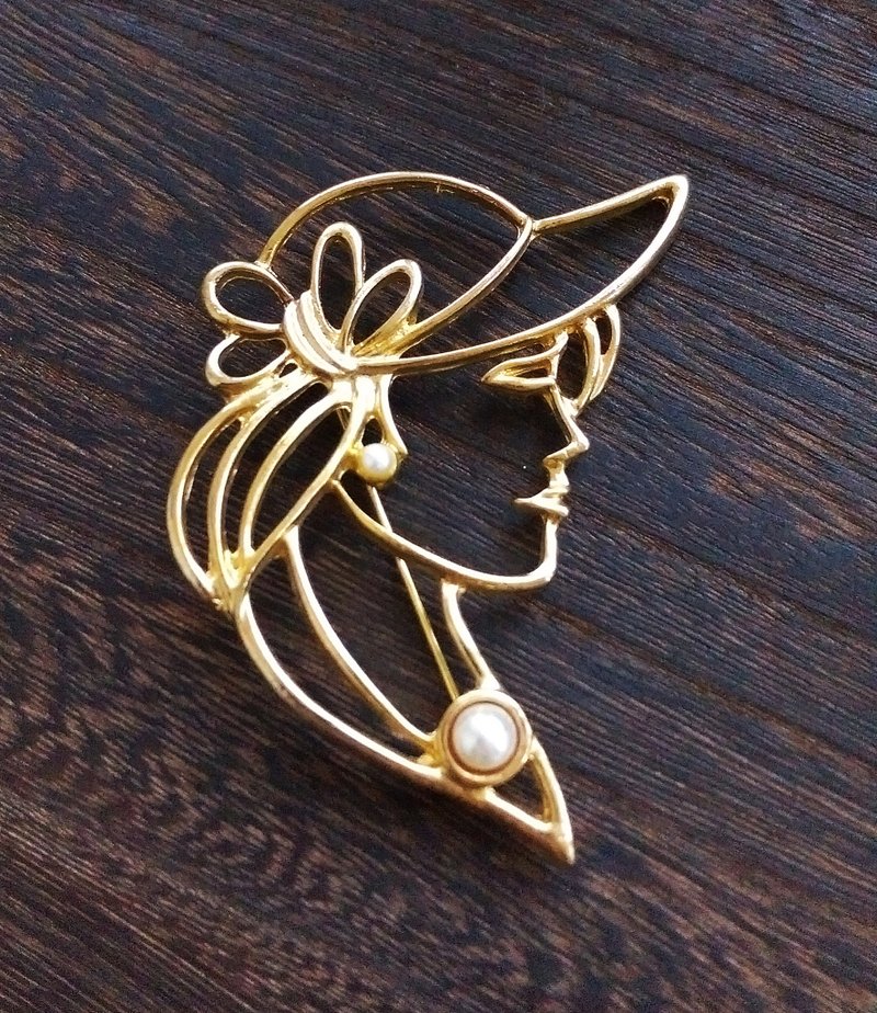 Vintage Jewelry 西洋古董飾品 都會 淑女 側臉剪影 別針 - 徽章/別針 - 其他金屬 金色
