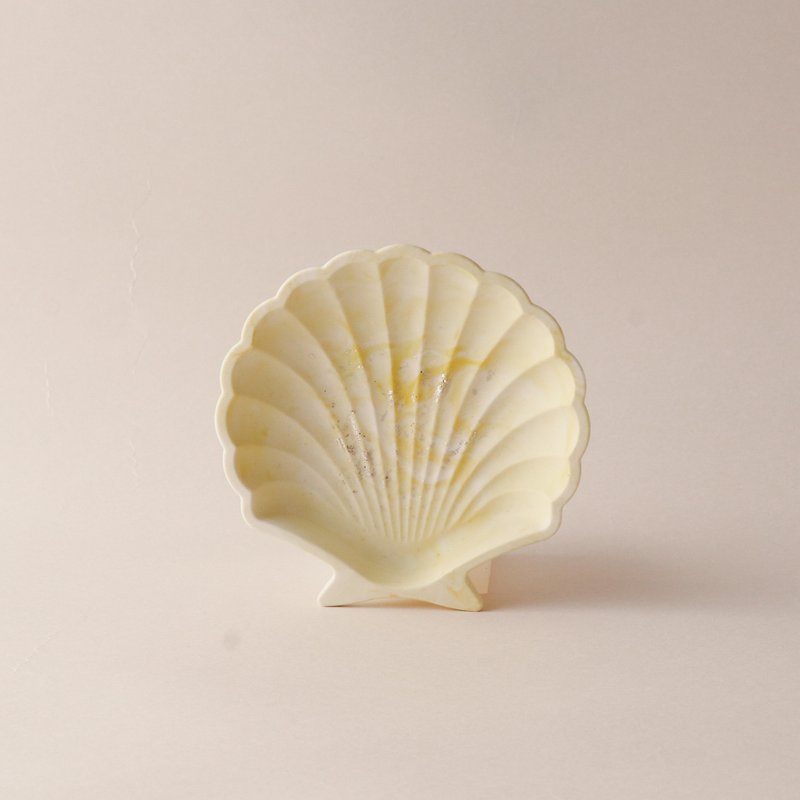 Jesmonite英國礦石樹脂/飾品盤 - 金箔藝術貝殼盤 - 擺飾/家飾品 - 環保材質 黃色