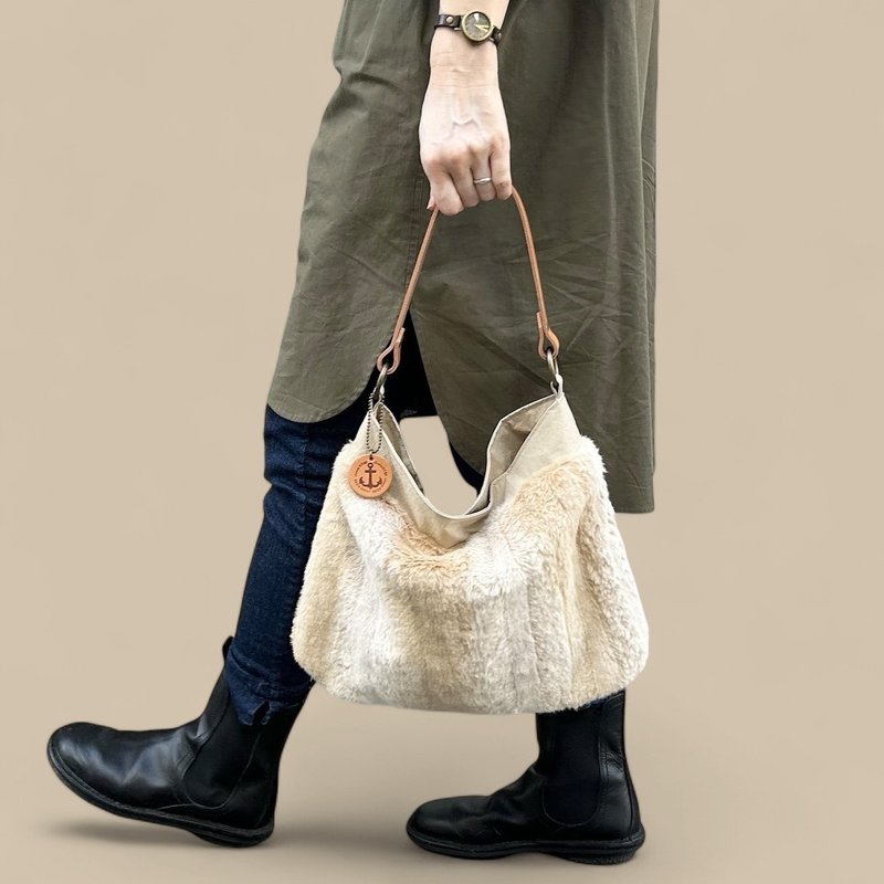 furfur Ivory KONBU x Faux Fur One Shoulder Bag - Messenger Bags & Sling Bags - Acrylic Khaki