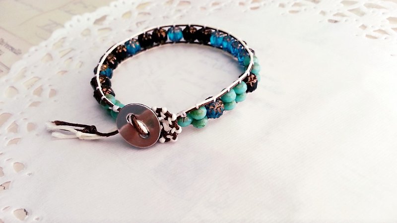 Simply Life Blues Czech Glass Beads Braided Bead Bracelet - สร้อยข้อมือ - แก้ว 