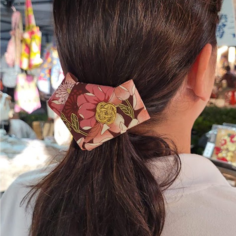 [Japanese Style Waist Twist Kumihimo Clip] Ruyi Knot Spring Clip - Nanyang/Jihe Circle - Hair Accessories - Cotton & Hemp Pink