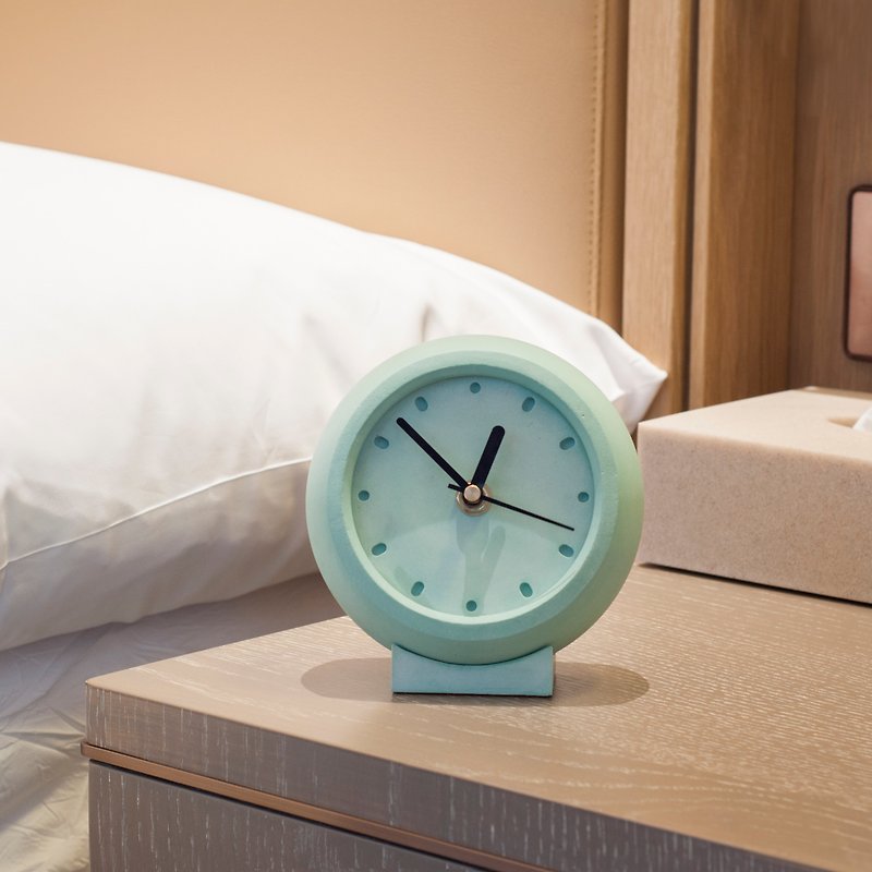 |woohuang| Designed in Taiwan| 13cm Cement Silent Desk Clock (With Battery) - นาฬิกา - ปูน สีเทา