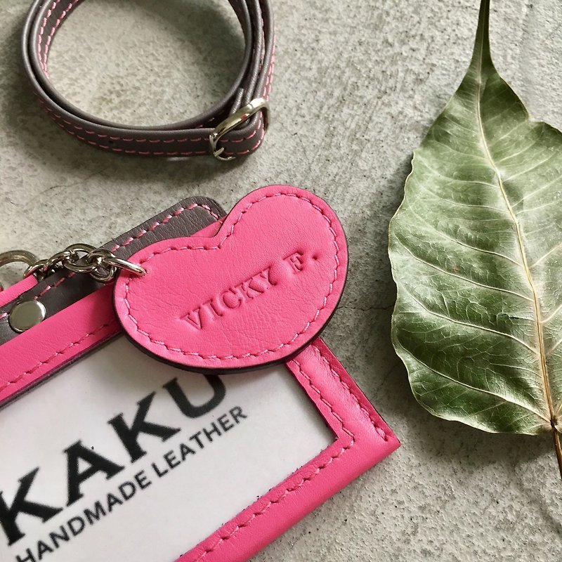 KAKU leather design folder ID card holder leisure card holder love charm pink gray bottom - ที่ใส่บัตรคล้องคอ - หนังแท้ สึชมพู