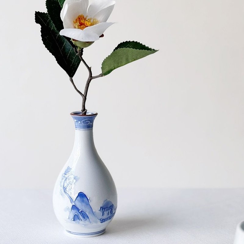 [Out of print, 25% off] Yizhen Landscape Deli Small Vase/Olin Kiln/Sake Kettle - Pottery & Ceramics - Porcelain White