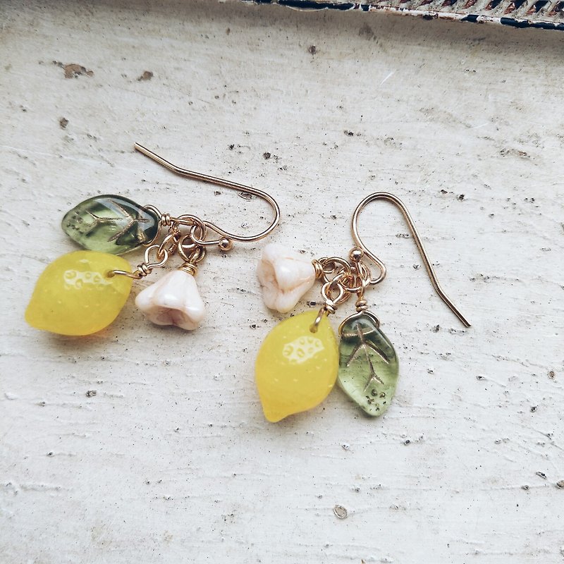 earrings lemon Clip-On - ต่างหู - วัสดุอื่นๆ สีเหลือง