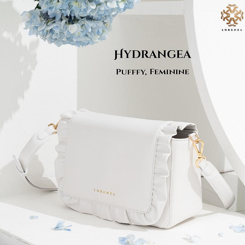ของขวัญคริสต์มาส Hydrangea Nappa leather - กระเป๋าแมสเซนเจอร์ - หนังแท้ สีนำ้ตาล