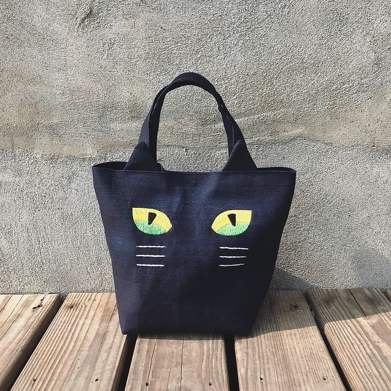 cat eye tote bag - กระเป๋าถือ - วัสดุอื่นๆ หลากหลายสี