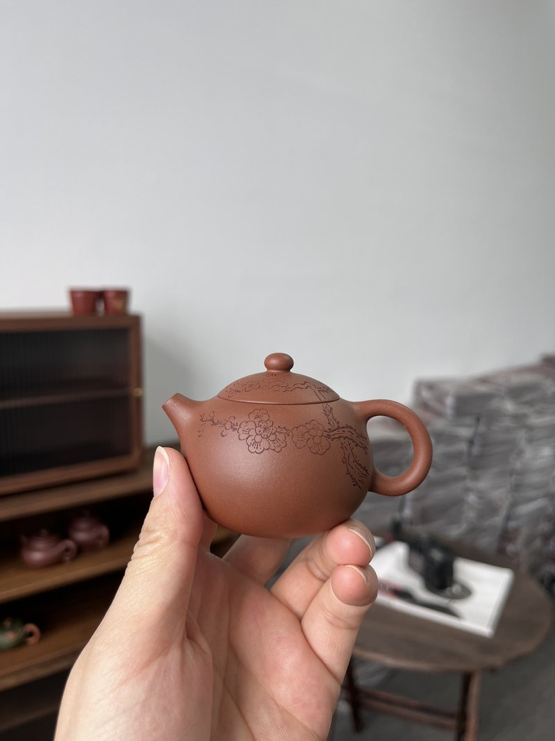 小西施  梅花款 现货实拍 选用优质老紫泥 泥料正宗 小巧可爱宜興 - 茶壺/茶杯/茶具 - 陶 灰色