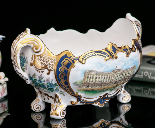 ヴィンテージ　ボーン素材を丁寧に彫刻されたアイボリーローズの古い美しいネックレス