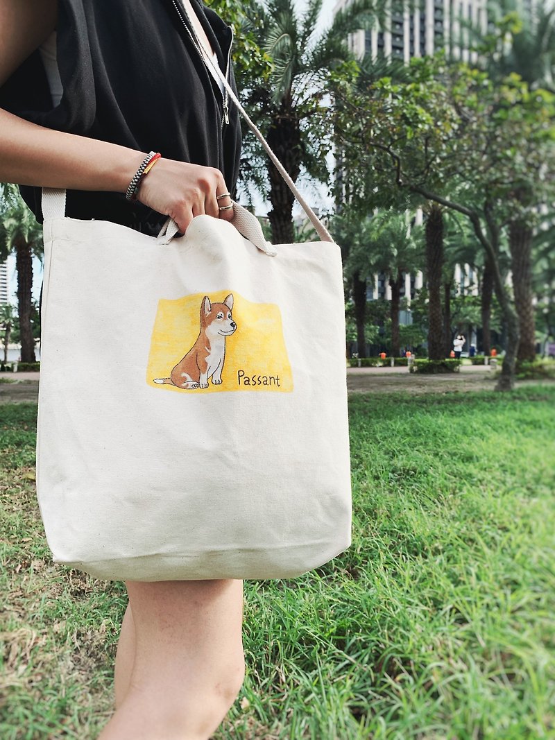 Customized hand-painted canvas one-shoulder portable dual-use bag like Yan painted portrait painting gift couple - Handbags & Totes - Cotton & Hemp White