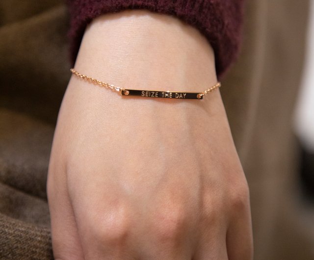 Personalized Gold Bar Bracelet