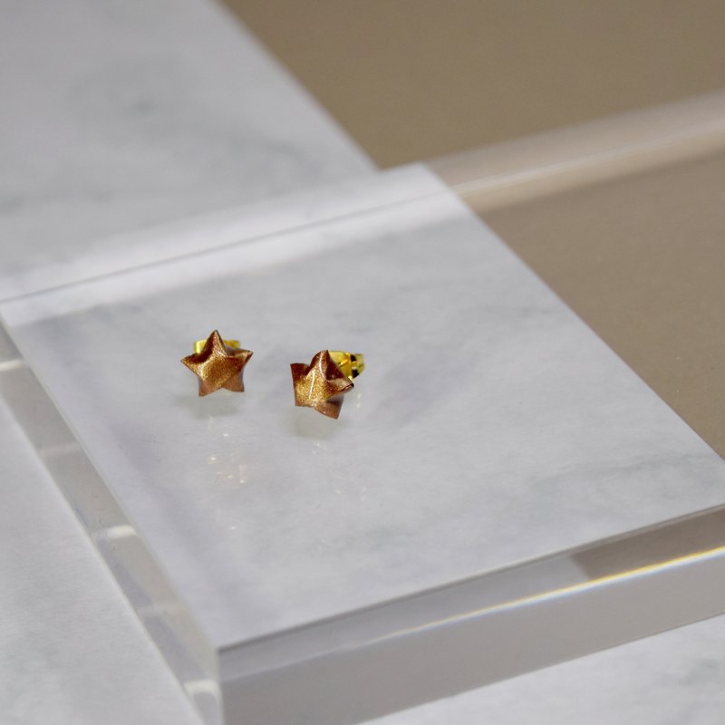 Cute Little Copper Lucky Star Handmade Earrings - ต่างหู - กระดาษ สีนำ้ตาล