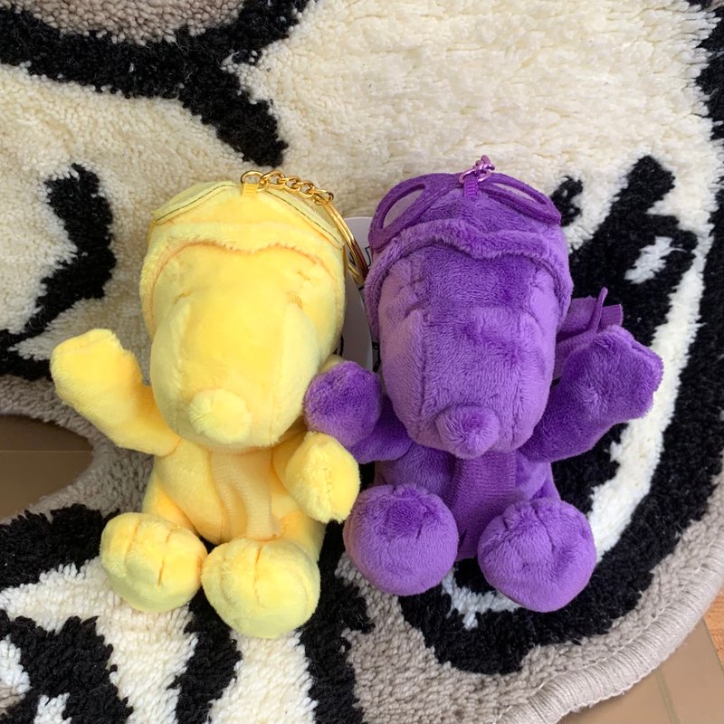 紫色 Snoopy 史努比鑰匙圈吊飾 史奴比包包掛飾 小擺飾 - 鑰匙圈/鑰匙包 - 聚酯纖維 紫色