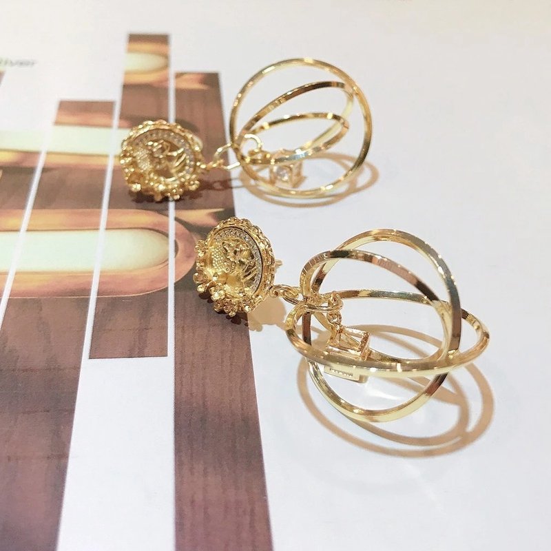 1KM replica queen·three-dimensional streamlined Stone earrings - ต่างหู - โลหะ 