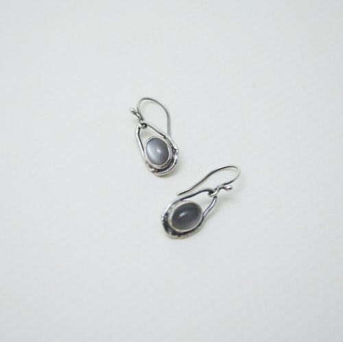 Ji Moi 折疊系列-20號之三‧灰色月光石‧硫化純銀耳環