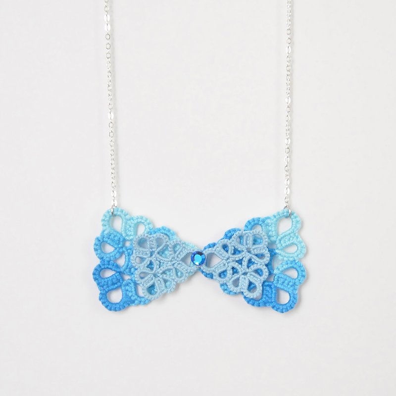 【Made To Order】 Double Bow Fancy Blue Tatting Necklace - Necklaces - Thread Blue