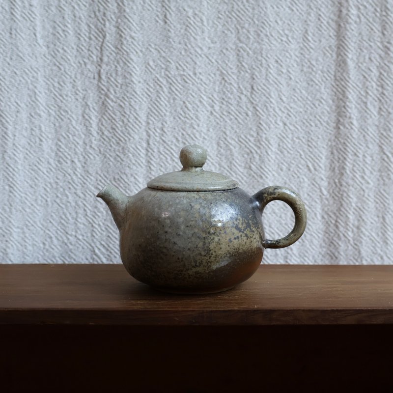 Bluestone wood fired pottery handmade teapot - ถ้วย - ดินเผา สีเขียว